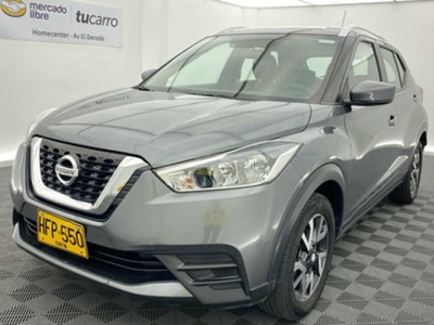 Nissan Kicks 1.6 Sense 2018 1.6 gris $63.000.000