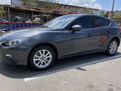 Mazda 3 2.0 Sport Prime Hatchback gris Suba