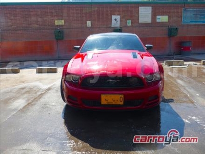 Ford Mustang 5.0 GT Premium Automatico 2013