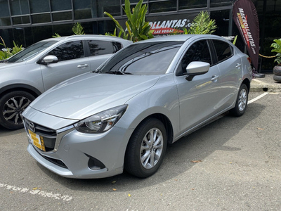 Mazda 2 1.5 Sedan Prime Mt | TuCarro