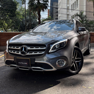 Mercedes-Benz Clase GLA 200 4Matic Urban | TuCarro