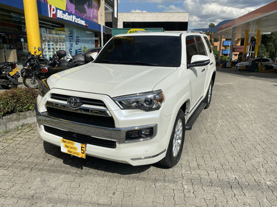 Toyota 4Runner 4.0 Limited 4x4 At | TuCarro