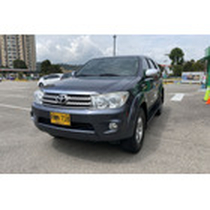 Toyota Fortuner 2.7I 4x2 At