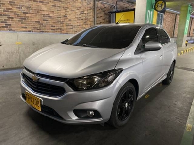 Chevrolet Onix Ltz 2019 gasolina plateado Engativá