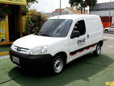 Peugeot Partner 1.6 Cargo usado blanco automático Suba