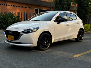 Mazda 2 Carbón Edition