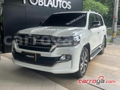 Toyota Land Cruiser 200 Sahara 4.7 2019