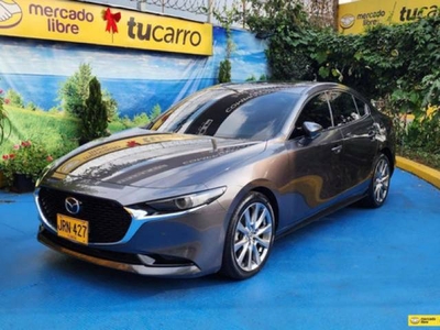 Mazda 3 2.0 Grand Touring 2022 gasolina 33.100 kilómetros $96.500.000