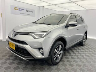 Toyota RAV4 2.0 Street 2018 4x2 $117.500.000