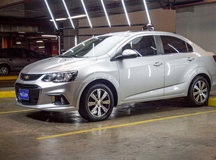 Chevrolet Sonic 1.6 Lt 5 p