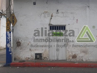 Local comercial en arriendo en Monteblanco