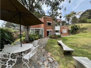 Exclusiva casa de campo en venta Envigado, Colombia