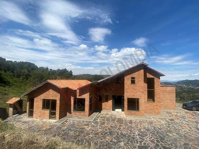 Vendo Espectacular Casa Campestre en Hacienda Fagua- Cajica