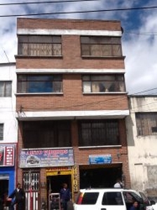 Vendo casa comercial buena inversion rentando o ganando 6 millones mensuales - Bogotá