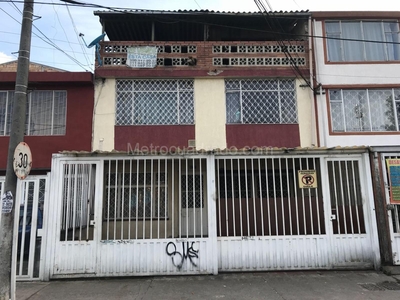 Casa en Venta, CARVAJAL