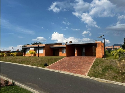 Casa de campo de alto standing de 2000 m2 en venta Pereira, Departamento de Risaralda