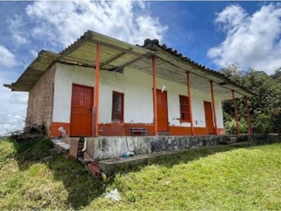 Cortijo de alto standing de 88408 m2 en venta Santuario, Departamento de Antioquia