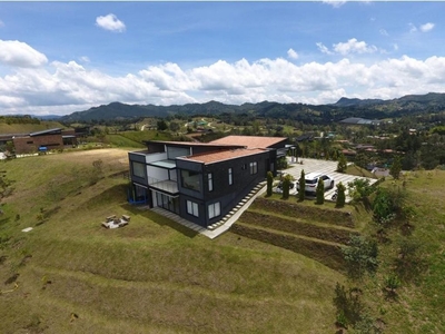 Vivienda de lujo de 1690 m2 en venta Retiro, Colombia