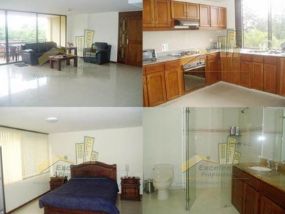 Se vende excelente apartamento en El Poblado (2LC479)