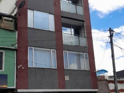 Apartamento en venta en Los Cerezos, Bogotá, Cundinamarca