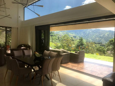 Vivienda exclusiva de 2000 m2 en venta Envigado, Colombia