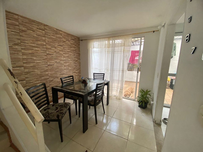 Barrio Caña Miel Casa De Tres Pisos Con Terraza En Venta Palmira Valle