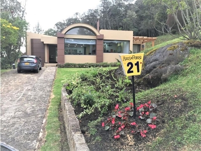 Casa de campo de alto standing de 3200 m2 en venta Guasca, Cundinamarca