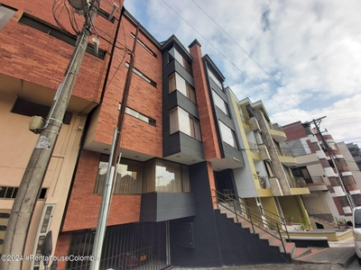 Apartamento (Multiples Niveles) en Venta en Palermo, Comuna 8 Palogrande, Caldas