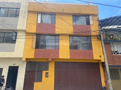 Edificio de Apartamentos en Venta, San Fernando