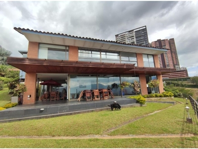 Vivienda de lujo de 1392 m2 en venta Sabaneta, La Estrella, Departamento de Antioquia