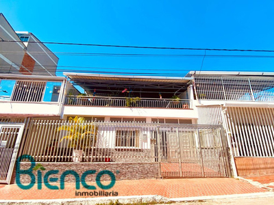 Casa En Arriendo En Bucaramanga La Victoria. Cod 108912