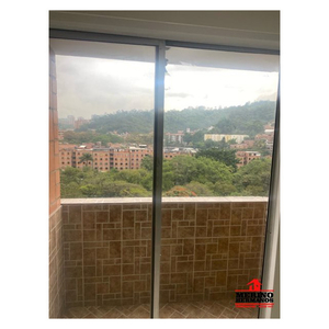 Apartamento En Arriendo En Medellín - Los Colores