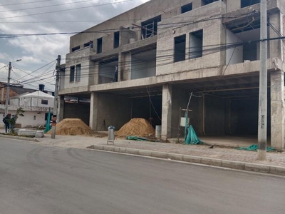 Local comercial en arriendo en Cota