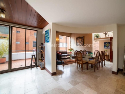 Apartamento en Venta, Los Rosales