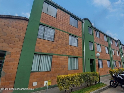 Apartamento (1 Nivel) en Venta en Villa Gladys, Engativa, Bogota D.C.