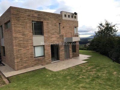 Casa en Venta, Aposentos