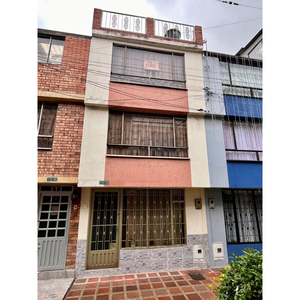 Hermosa Casa A La Venta En Villas De Granada