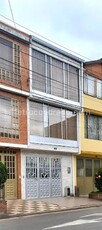 Casa en Venta, Urbanizacion Castilla