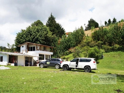 Exclusiva Villa / Chalet en venta Guarne, Departamento de Antioquia