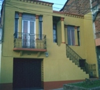 Casa en Venta en manrique central, Medellín, Antioquia