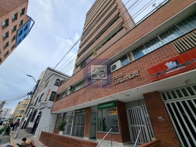 Apartamento en arriendo Edificio Gualanday, Carrera 20, Centro, Bucaramanga, Santander, Colombia