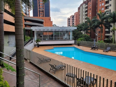 Apartamento en venta Colegio Cumbres, Zona 9, Envigado, Antioquia, Colombia