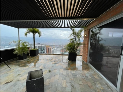 Atico de alto standing de 296 m2 en venta Medellín, Colombia