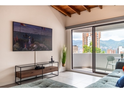Atico de lujo de 140 m2 en alquiler Medellín, Departamento de Antioquia