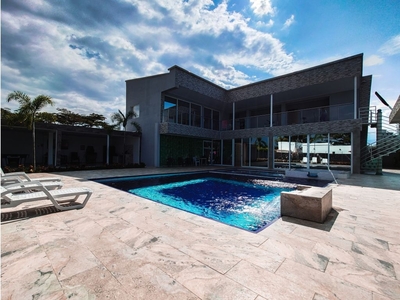 Casa de campo de alto standing de 1500 m2 en venta Jamundí, Colombia