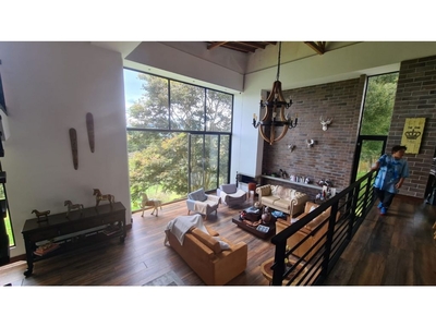 Casa de campo de alto standing de 17000 m2 en venta Medellín, Departamento de Antioquia