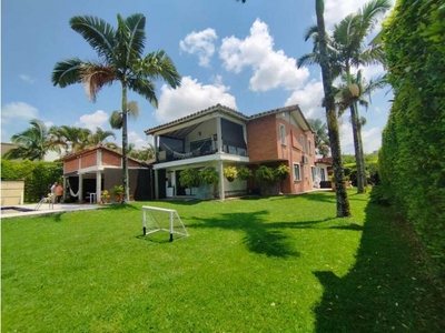 Casa de campo de alto standing de 1900 m2 en venta Pereira, Departamento de Risaralda