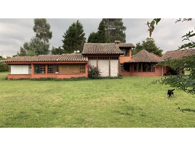 Casa de campo de alto standing de 23005 m2 en venta Tenjo, Cundinamarca