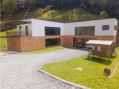 Casa de campo de alto standing de 2507 m2 en venta Retiro, Colombia