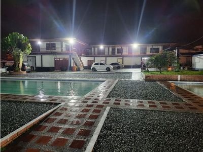 Casa de campo de alto standing de 19 dormitorios en venta Pereira, Departamento de Risaralda